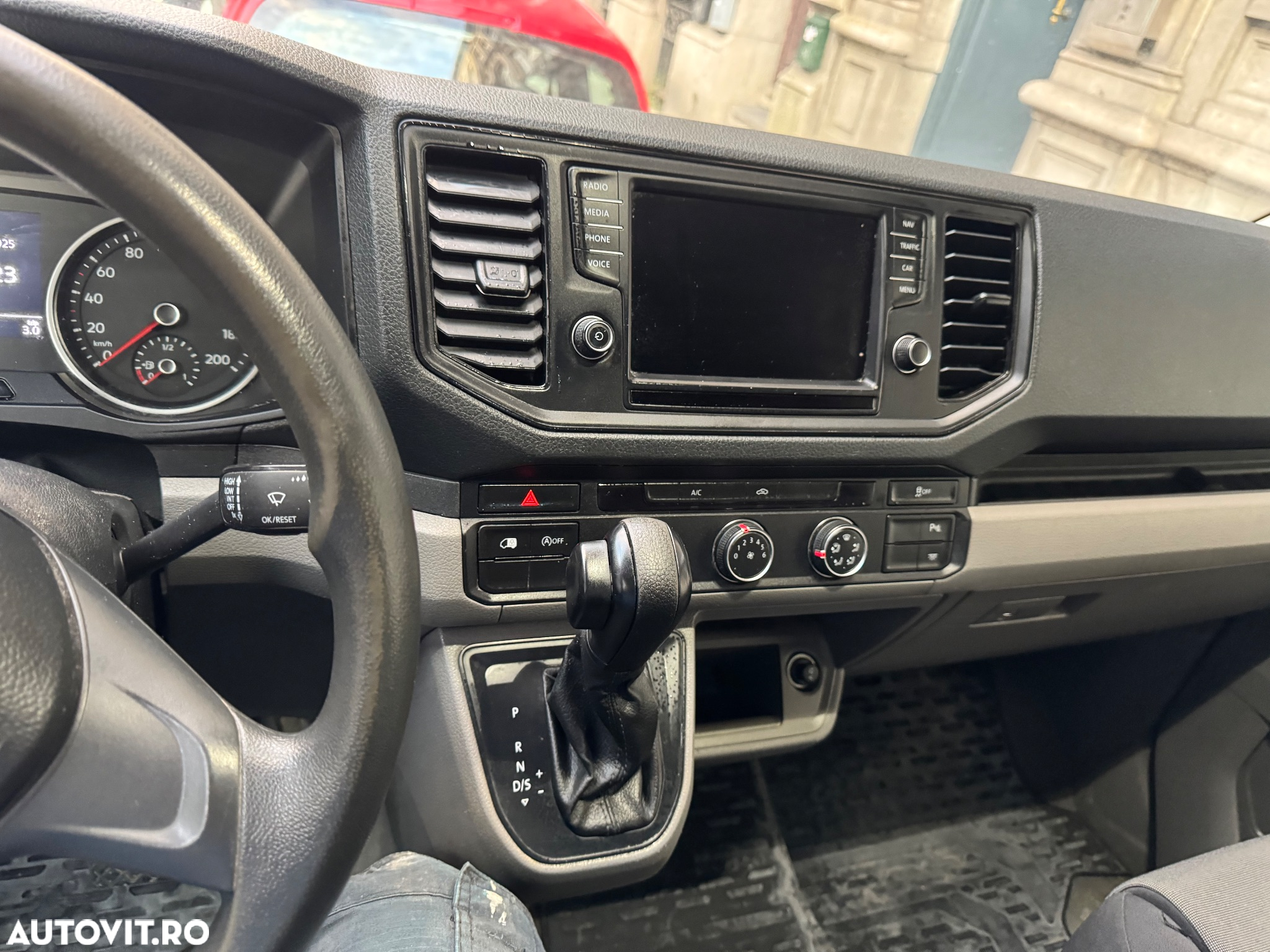 Volkswagen Crafter - 30