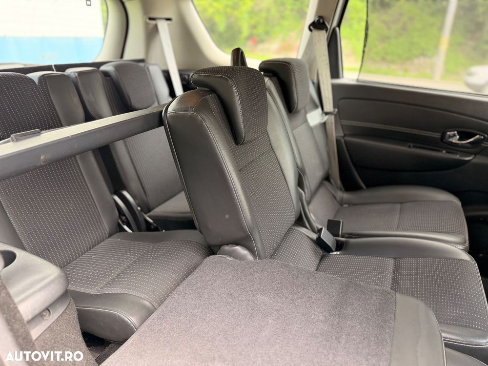Renault Grand Scenic - 6