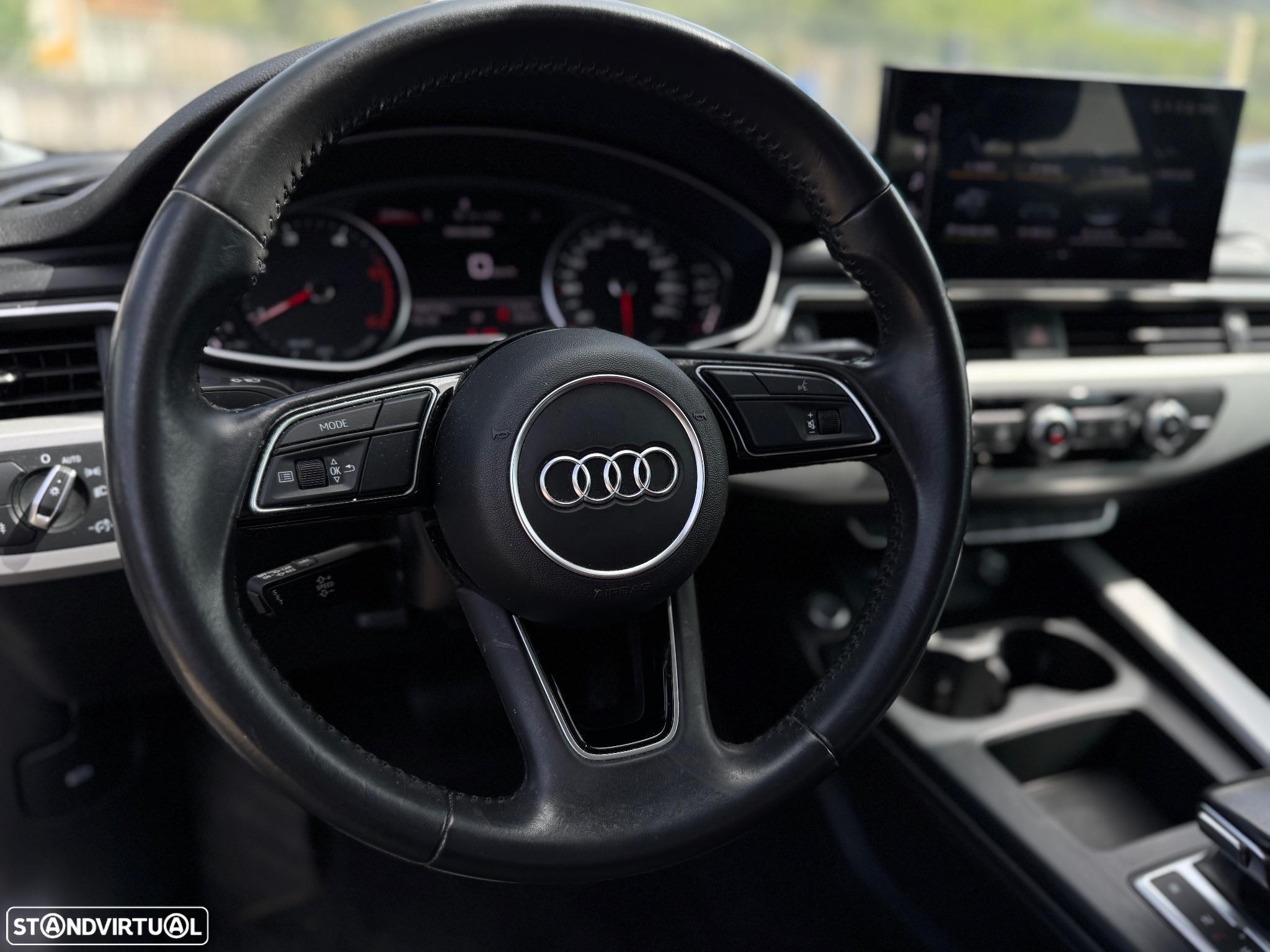 Audi A4 Avant 35 TDI Advanced S tronic - 16