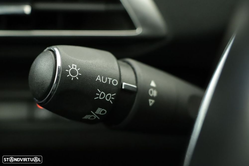 Peugeot 3008 1.2 PureTech GT EAT8 - 17