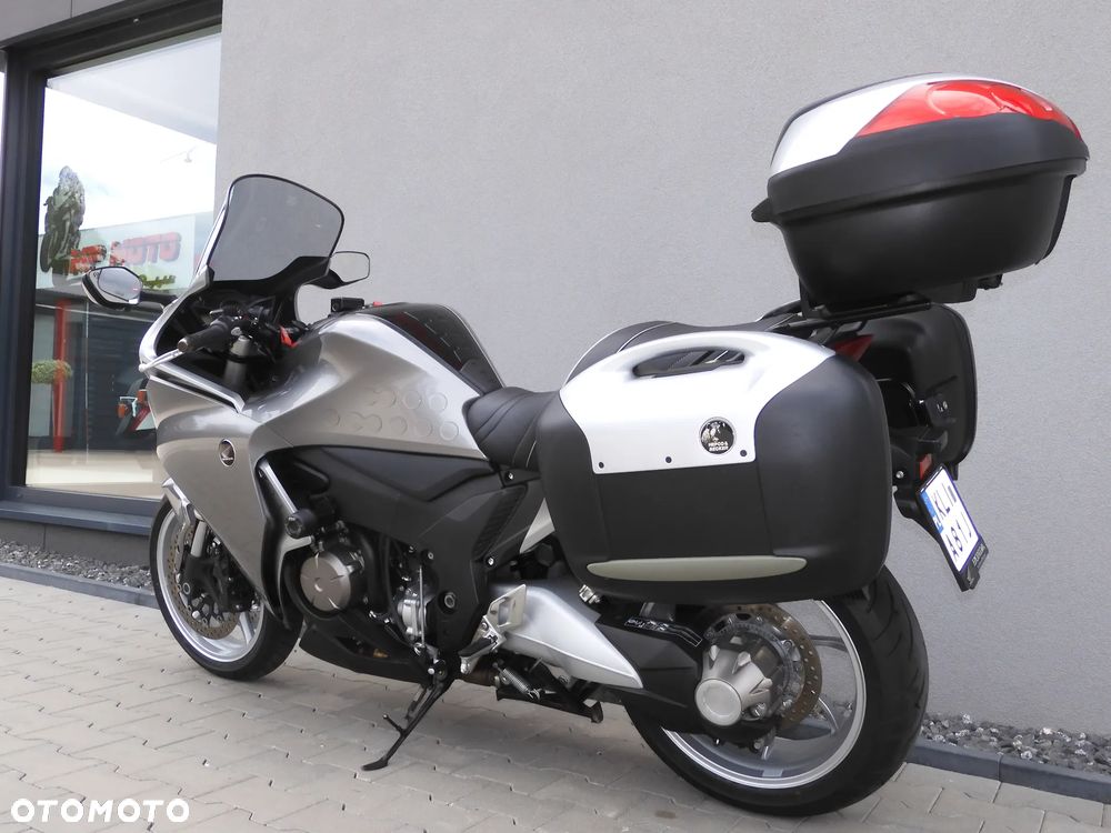 Honda VFR - 31
