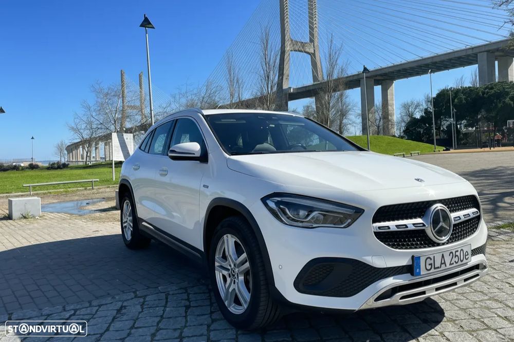 Mercedes-Benz GLA 250 e 8G-DCT Progressive - 2