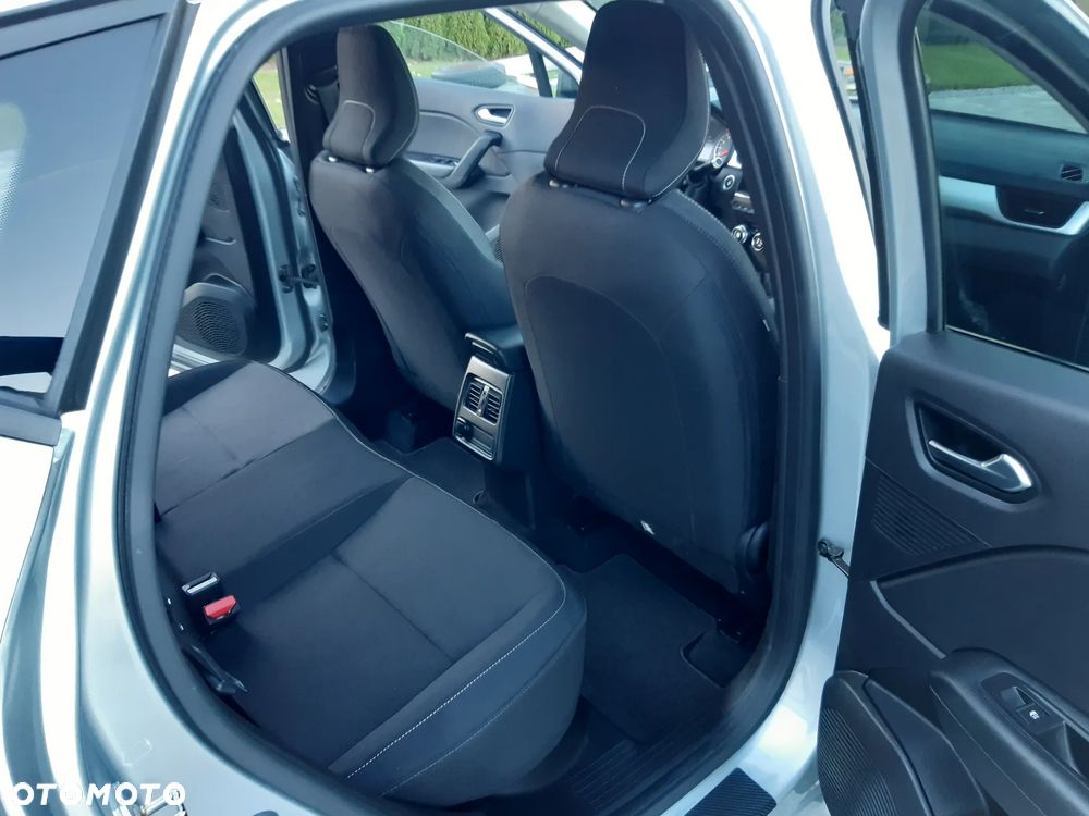 Renault Captur TCe 90 INTENS - 16