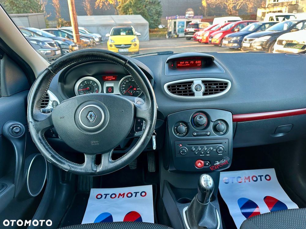 Renault Clio 1.2 16V Ripcurl - 15