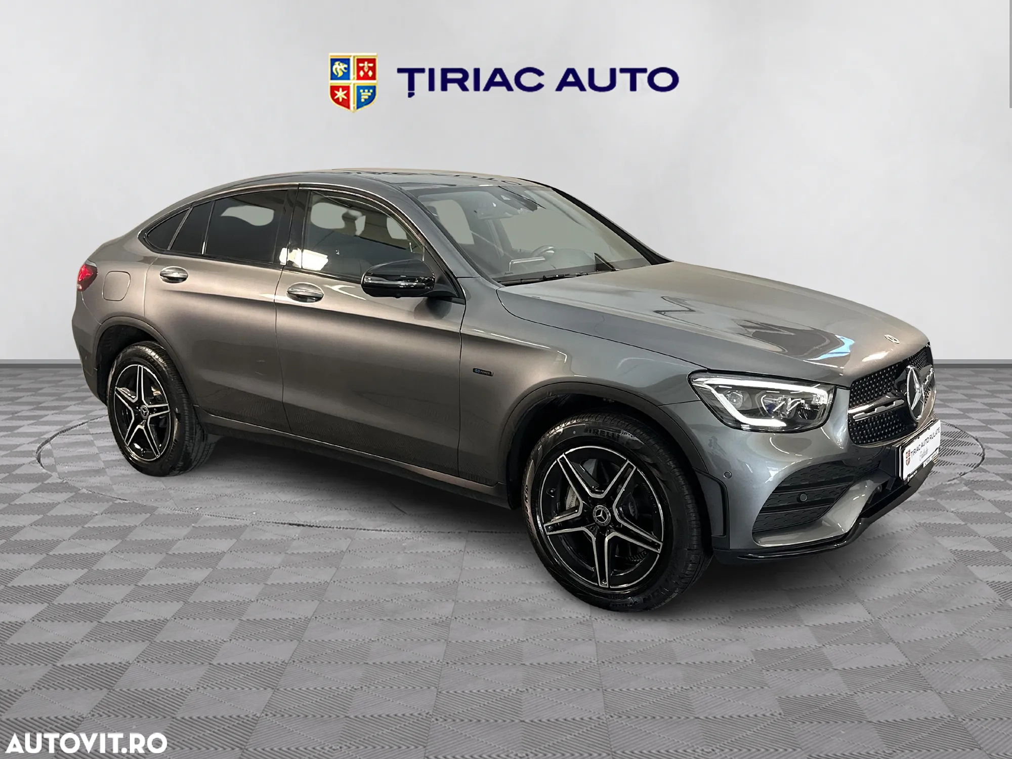Mercedes-Benz GLC Coupe ver-300-e-4matic-9g--tronic-amg-line - 7