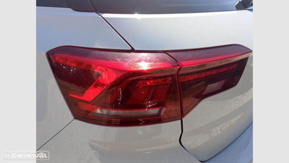 Volkswagen T-Roc 1.0 TSI Style — fotografia 9