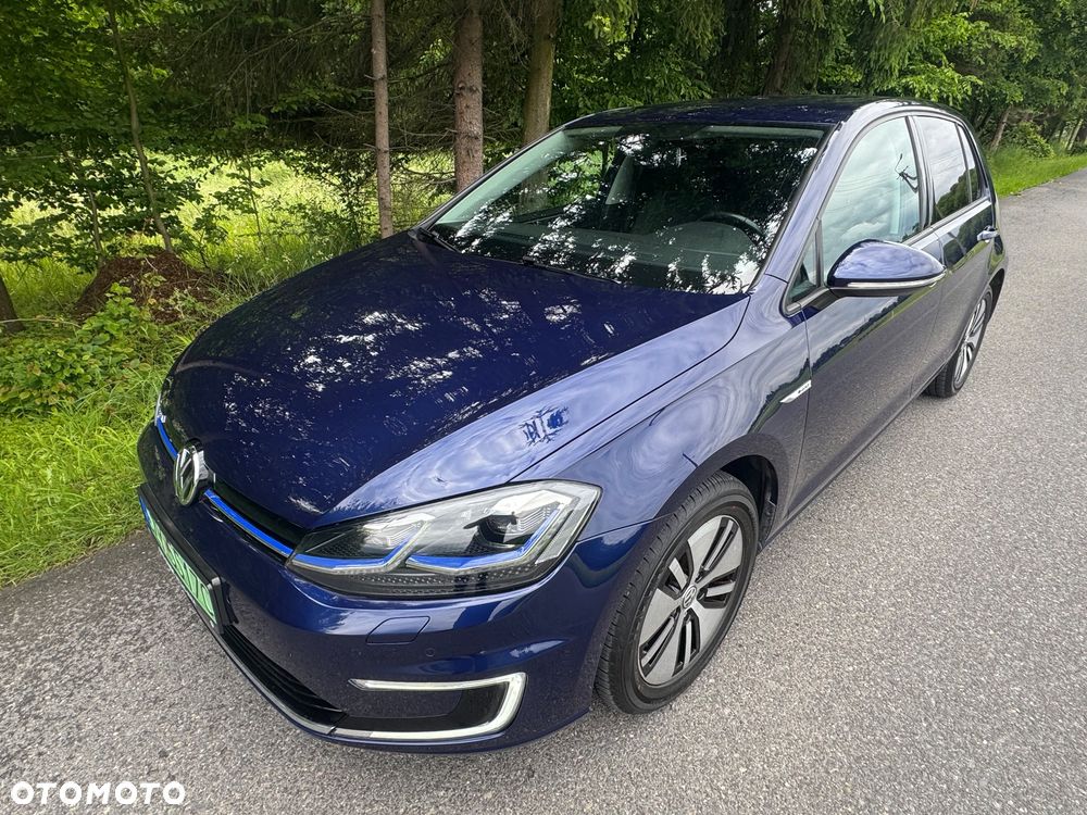 Volkswagen Golf - 11