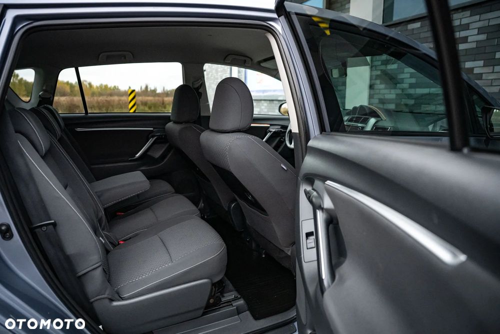 Toyota Verso - 22