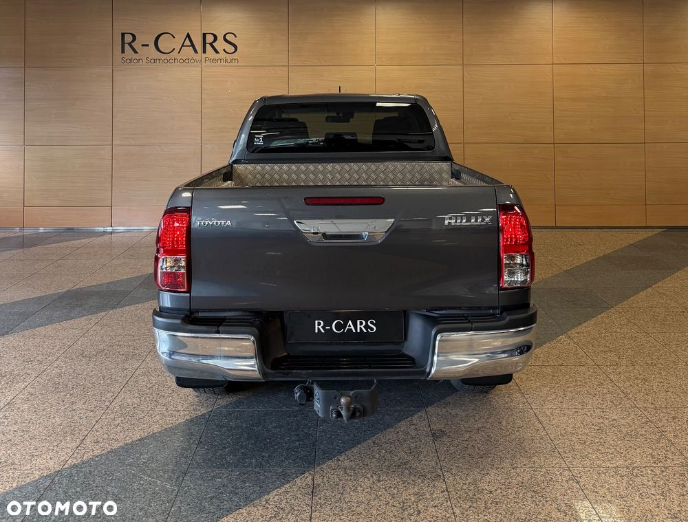 Toyota Hilux 2.4 D-4D Double Cab SR 4x4 - 6