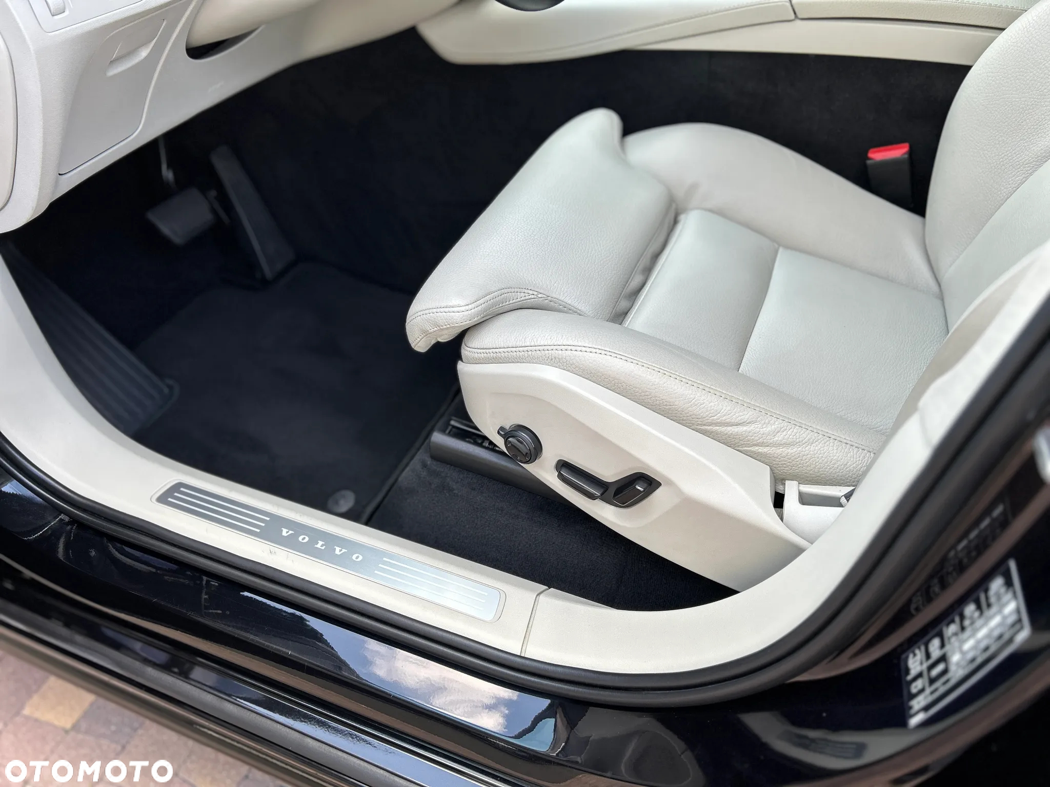 Volvo XC 90 - 8