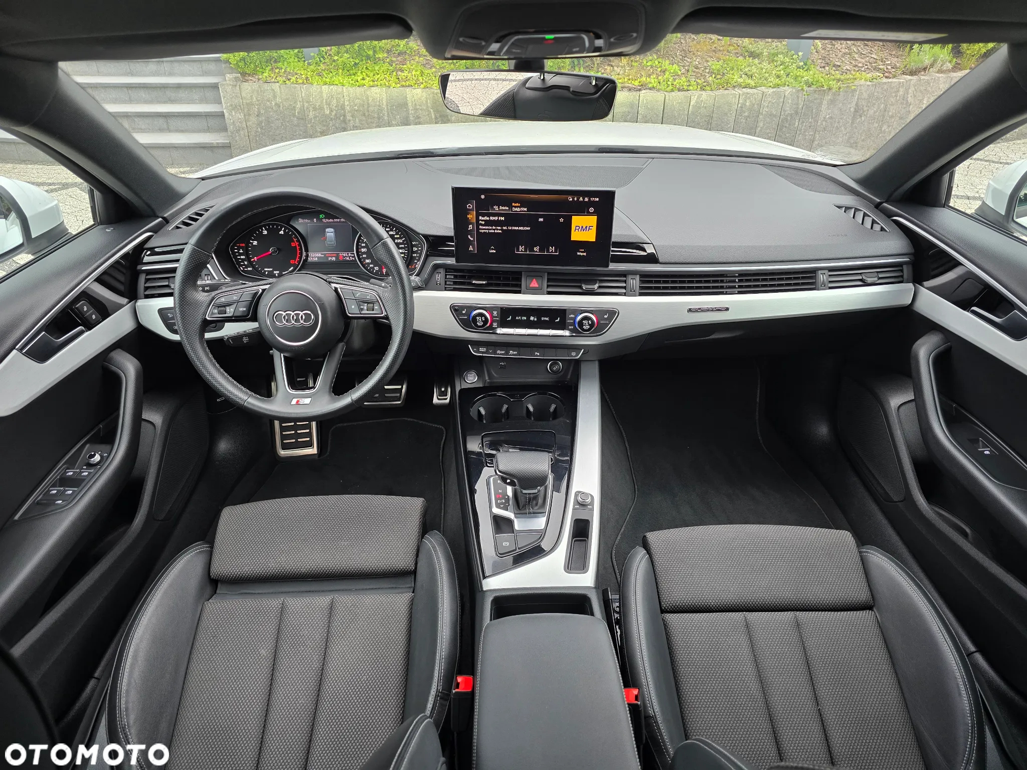 Audi A4 Avant 40 TDI quattro S tronic S line - 10
