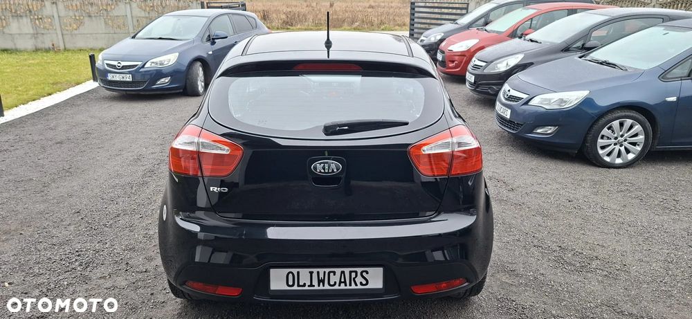 Kia Rio - 13