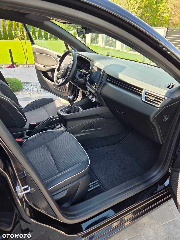 Renault Clio - 5