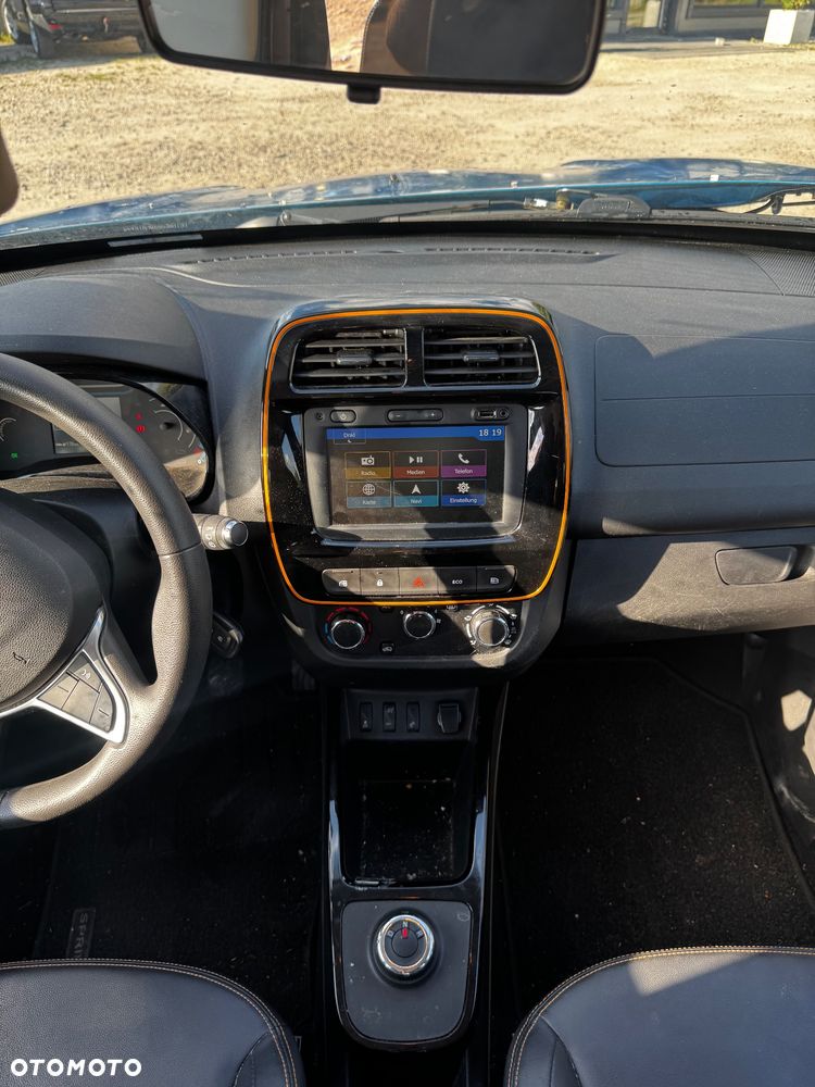 Dacia Spring - 14