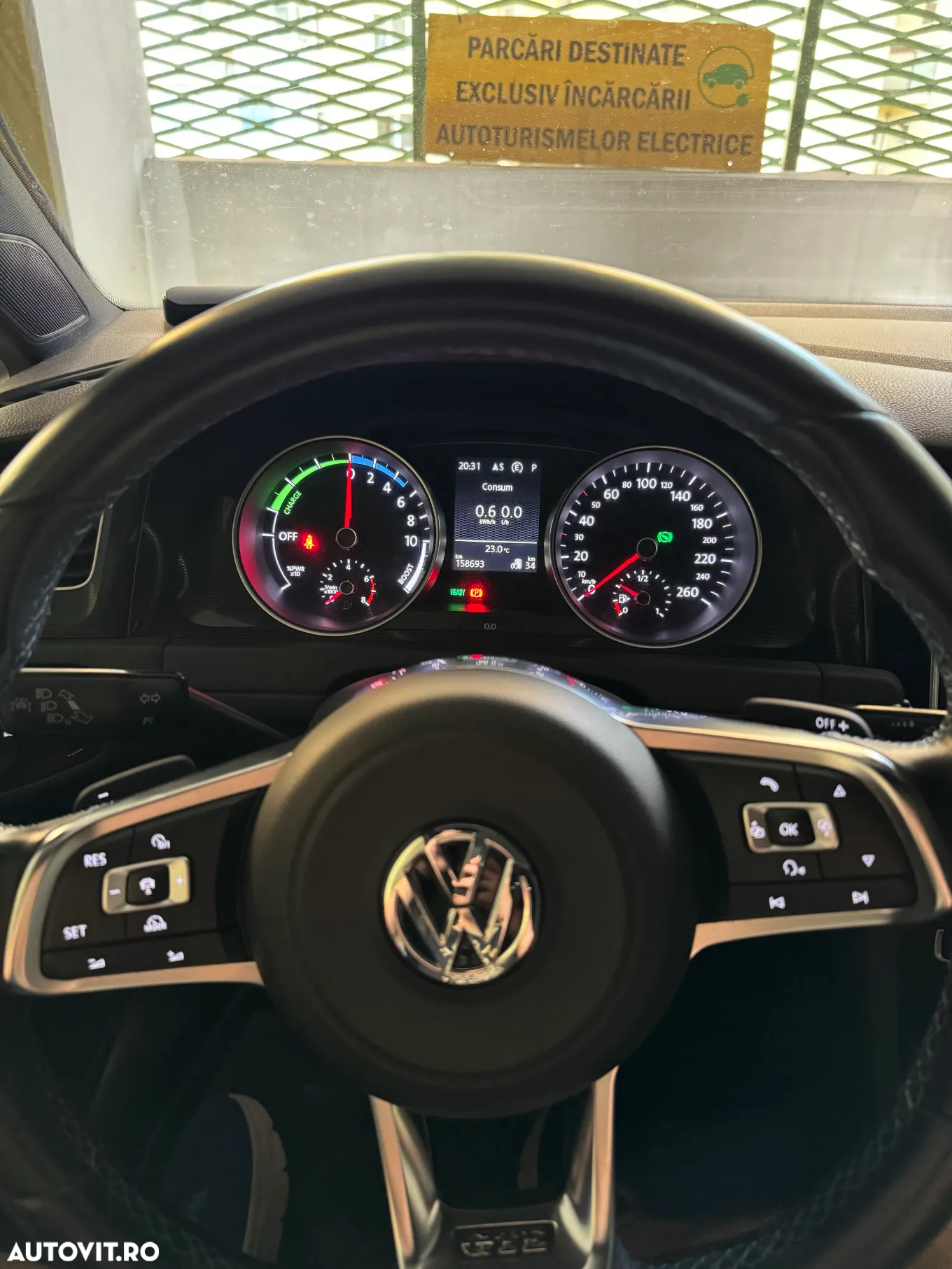 Volkswagen Golf 1.4 GTE Plug-In-Hybrid DSG - 10