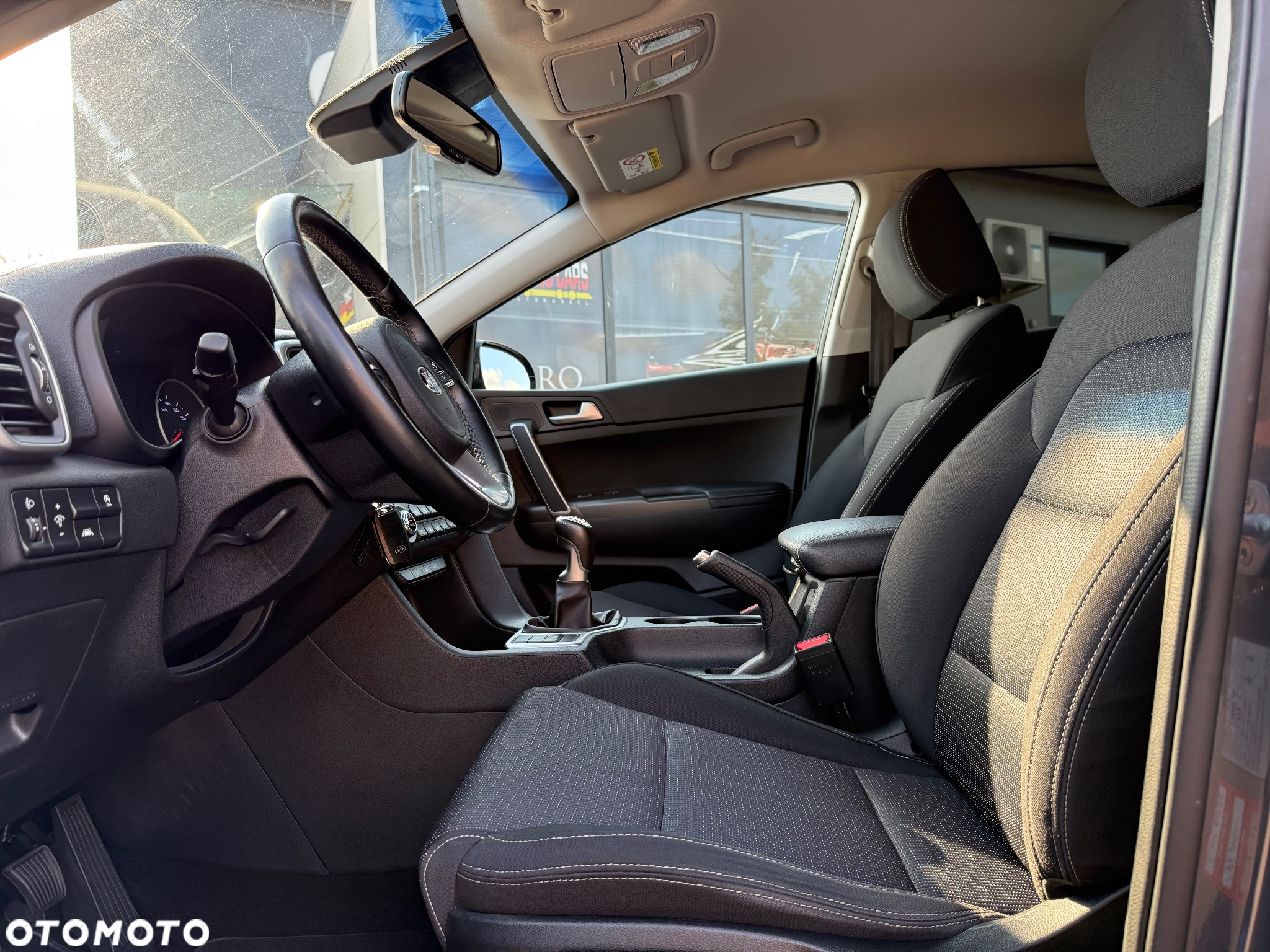 Kia Sportage 1.6 T-GDI 2WD SPIRIT - 17