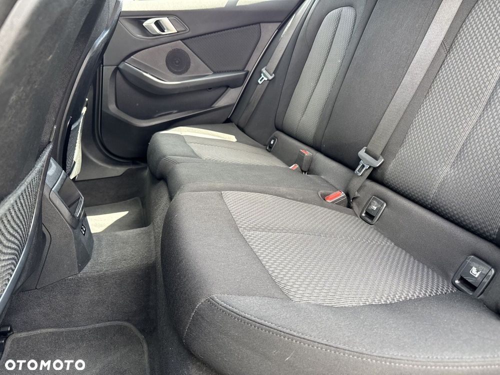 BMW Seria 1 118i Advantage - 22