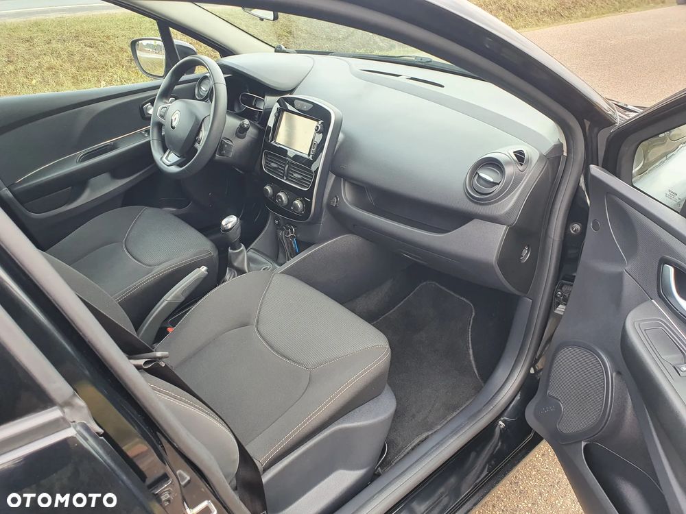 Renault Clio 1.2 16V 75 LIMITED - 12