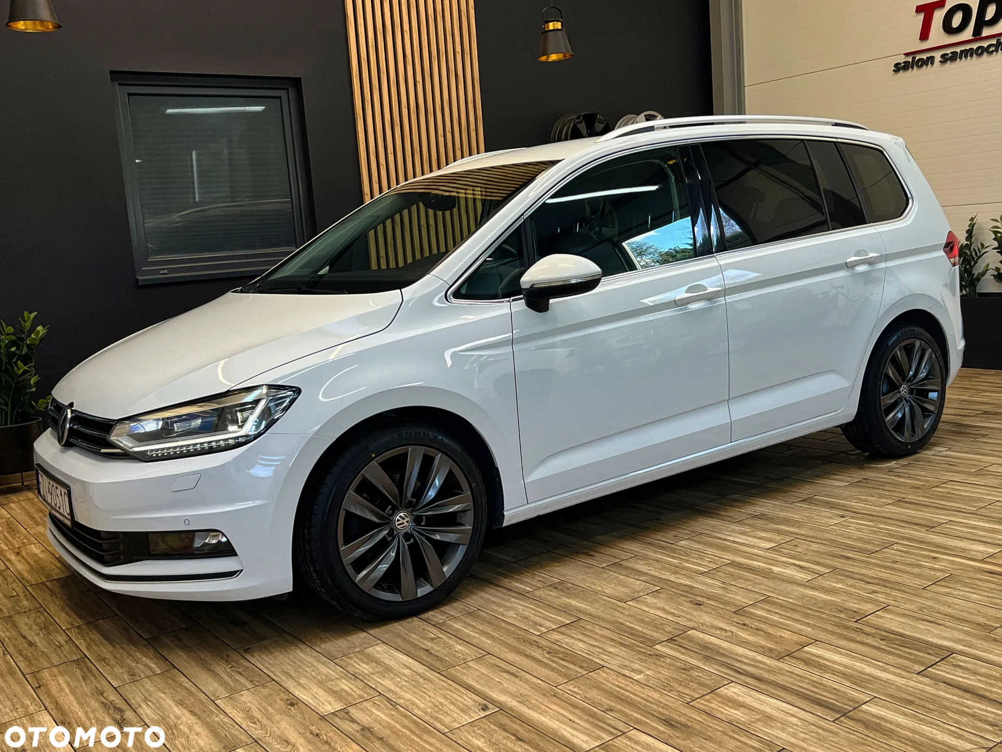 Volkswagen Touran 2.0 TDI BMT Highline DSG - 15