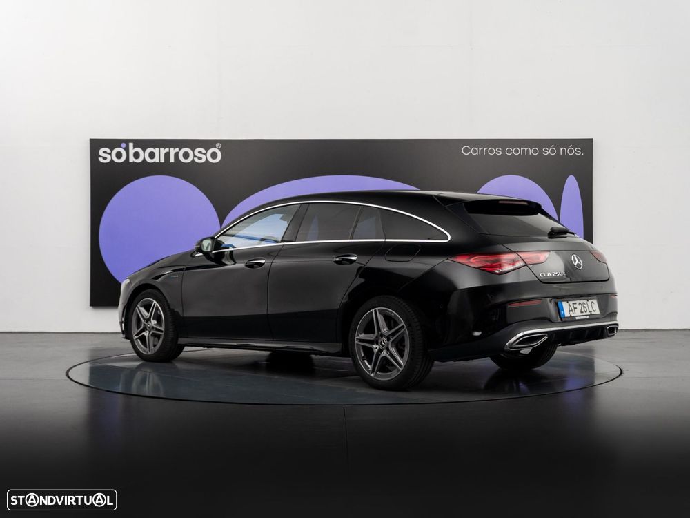 Mercedes-Benz CLA 250 e Shooting Brake AMG Line - 4