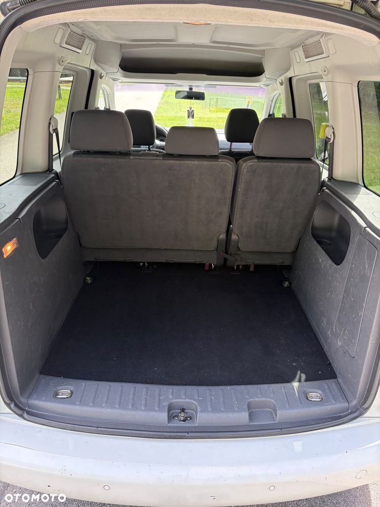 Volkswagen Caddy Comfortline - 12