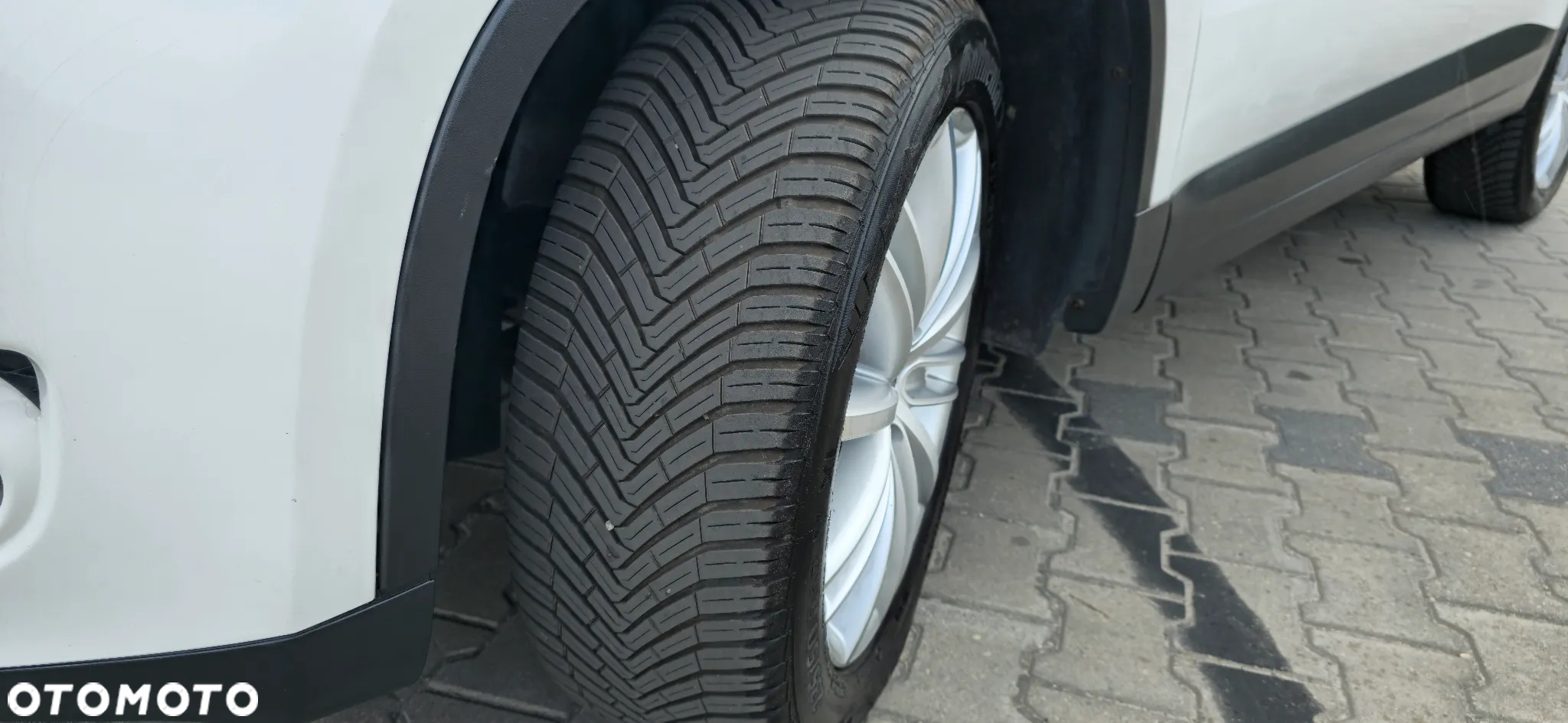 Volkswagen Tiguan 2.0 TDI DPF 4Motion Exclusive - 12
