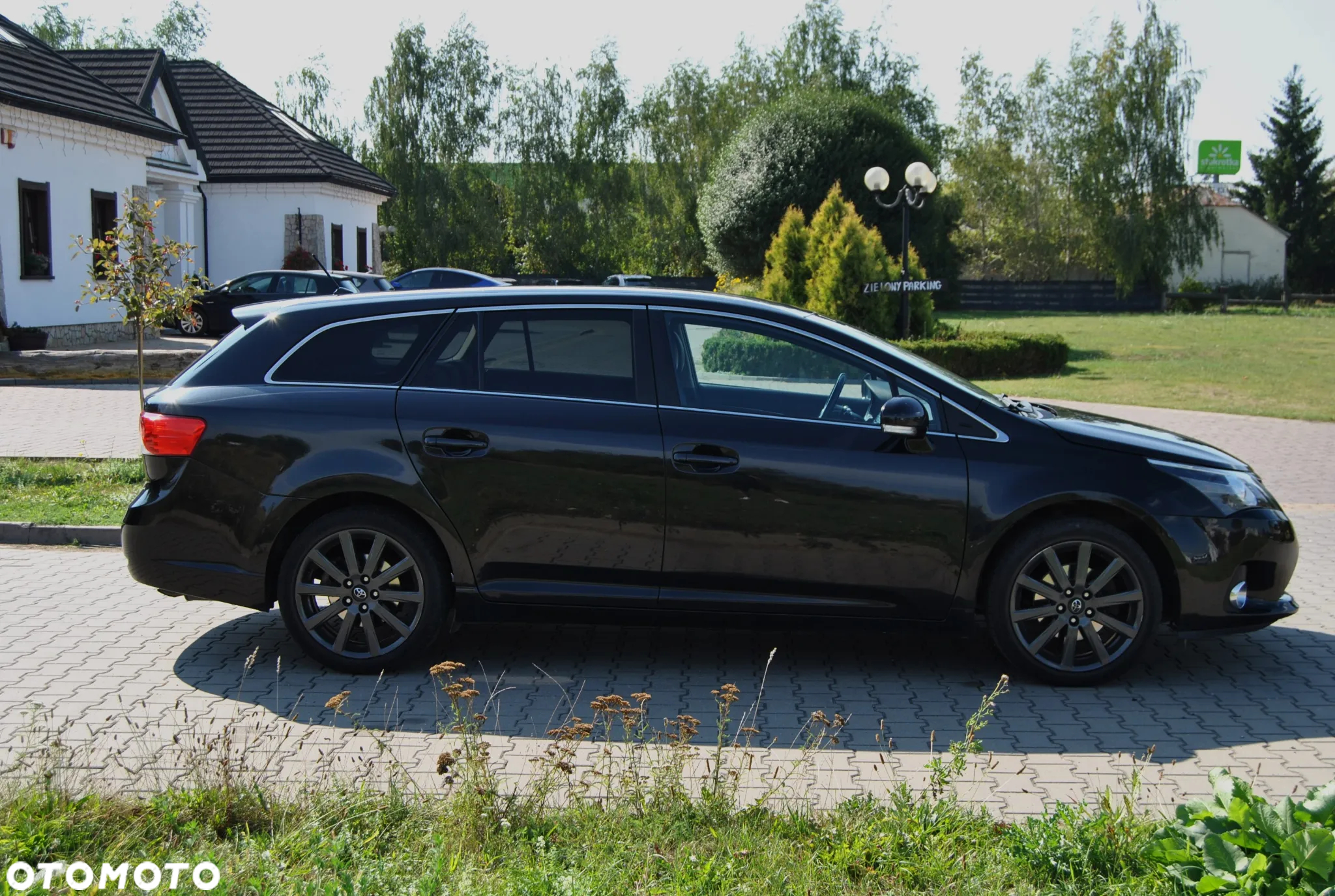 Toyota Avensis Combi 2.0 Multidrive S Executive - 18