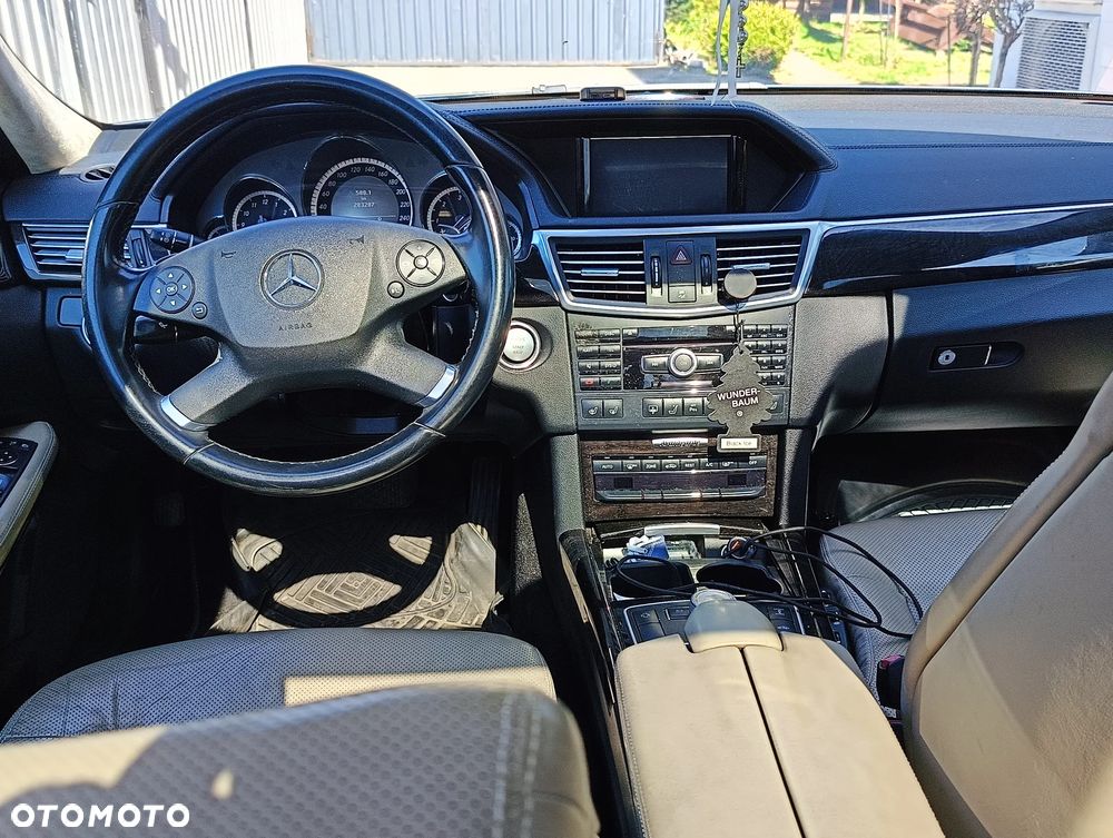 Mercedes-Benz Klasa E 350 CDI BlueEff Avantgarde - 10