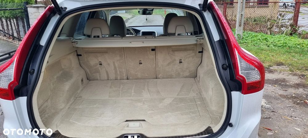 Volvo XC 60 D4 AWD Summum - 12