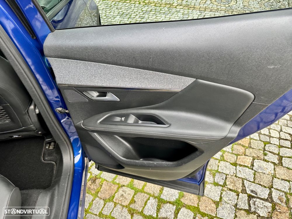 Peugeot 3008 1.5 BlueHDi Allure - 36