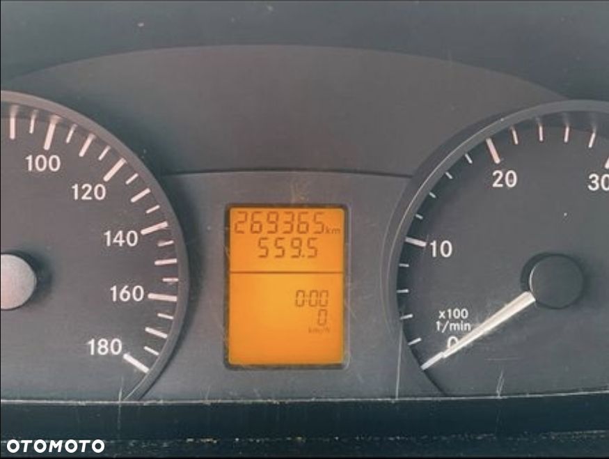 Mercedes-Benz *Na Kat,, B,, 516*519*karetka*DMC 3,5 tony - 4