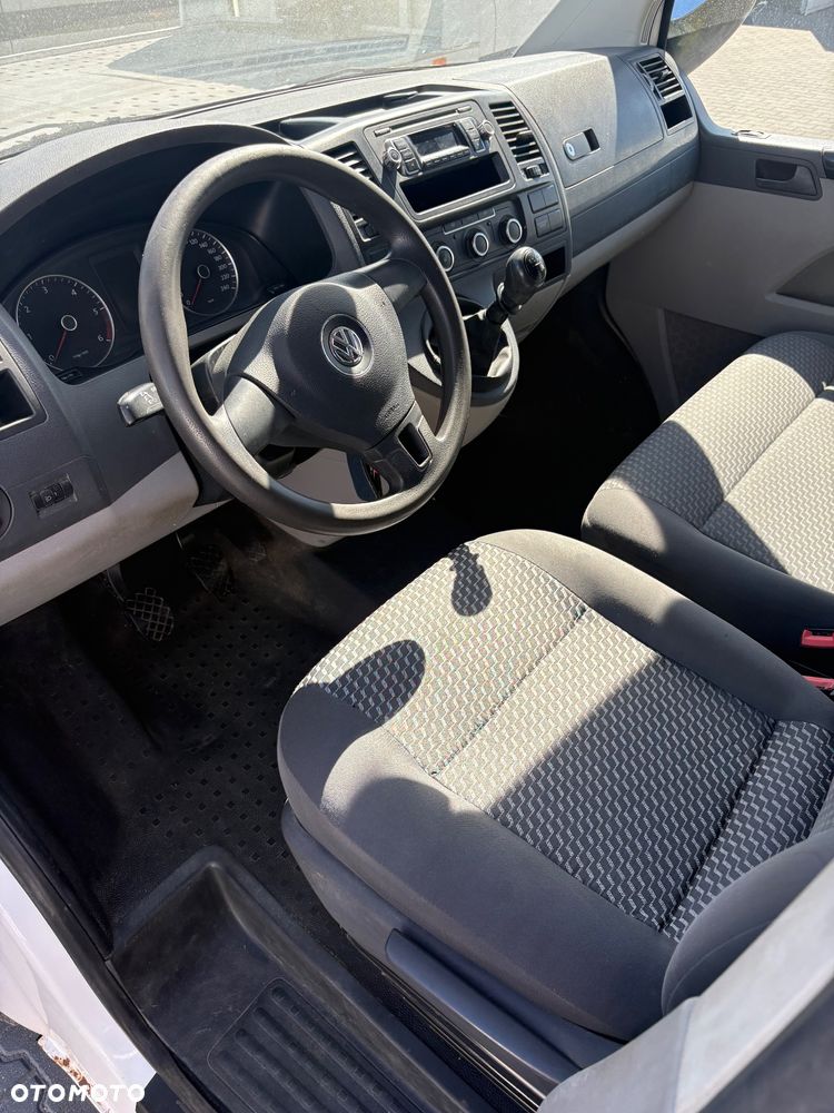 Volkswagen Transporter T5 - 11