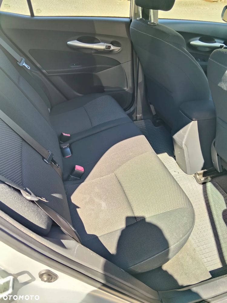 Toyota Auris 1.4 D-4D 2010 - 8