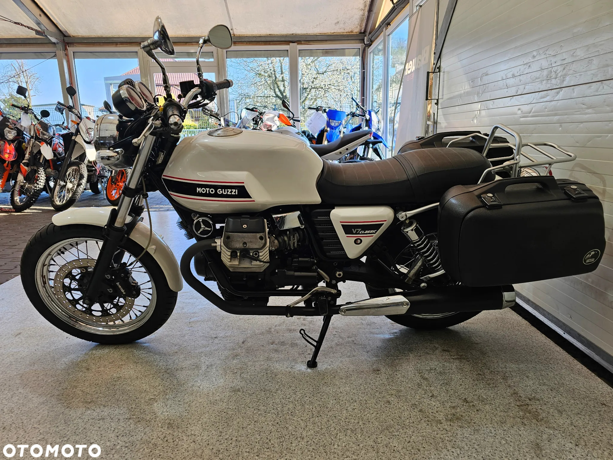 Moto Guzzi V7 - 10