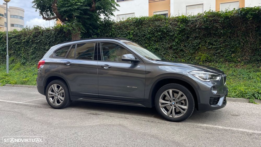 BMW X1 20 d sDrive Auto Line Sport - 6