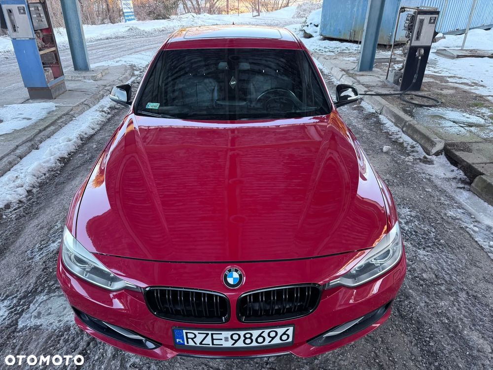 BMW Seria 3 335i Sport Line - 17