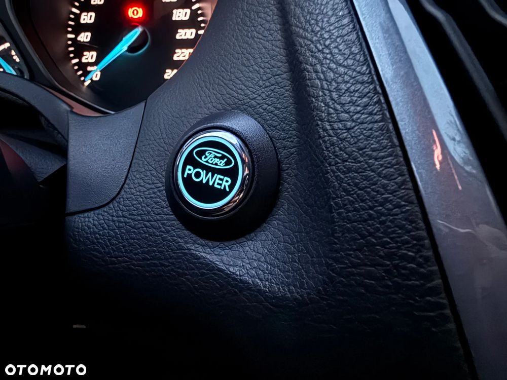 Ford Focus - 31