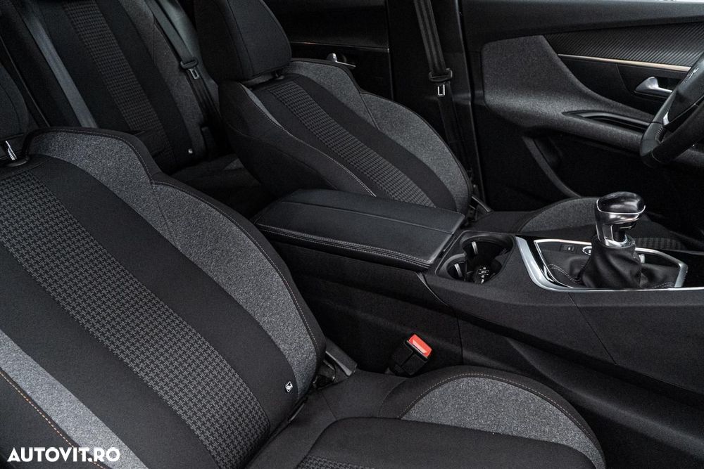 Peugeot 3008 PureTech 130 Stop & Start Allure - 39