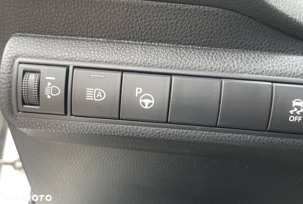 Toyota Corolla 1.8 Hybrid GPF Comfort - 28