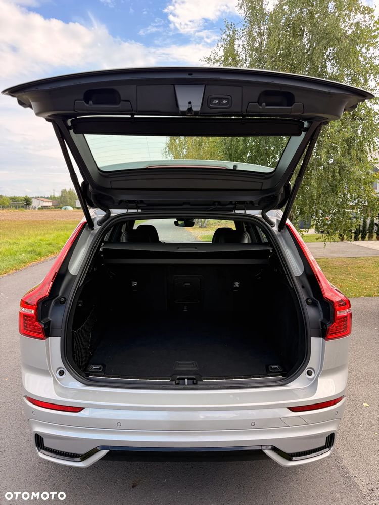 Volvo XC 60 B4 D R-Design - 34