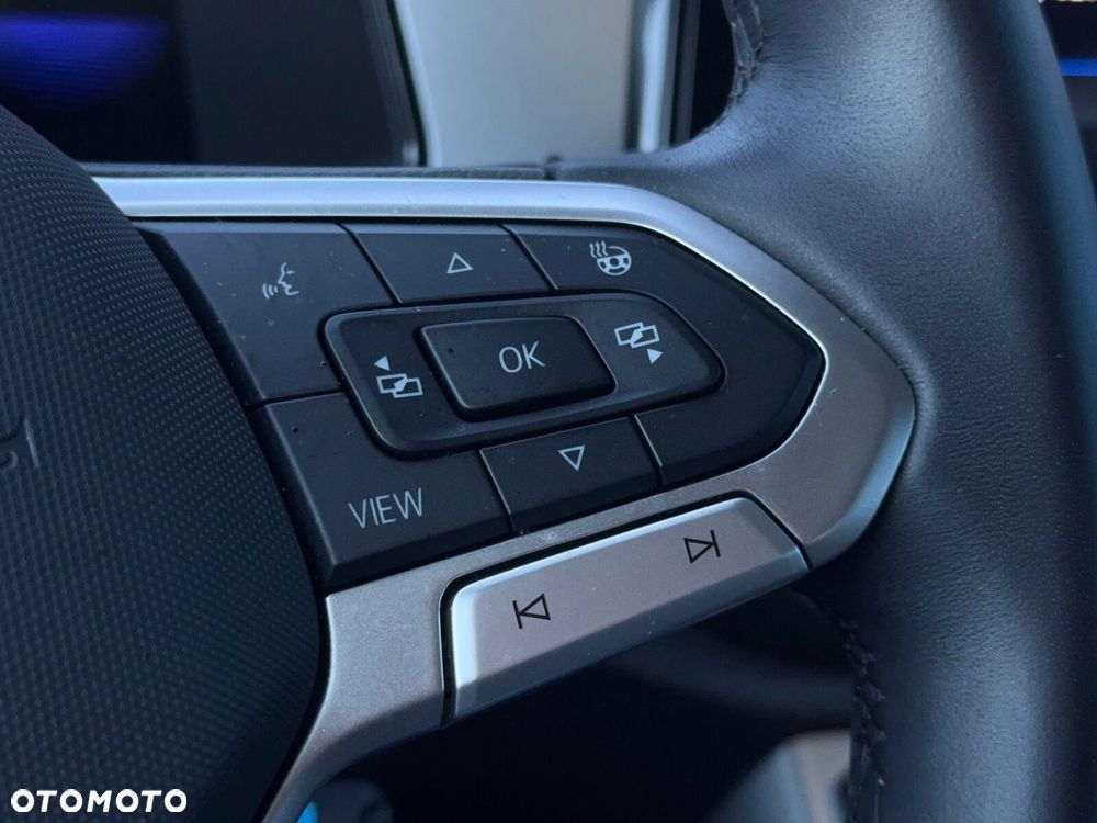 Volkswagen T-Roc - 22