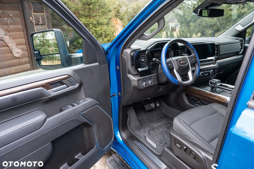 GMC Sierra - 22