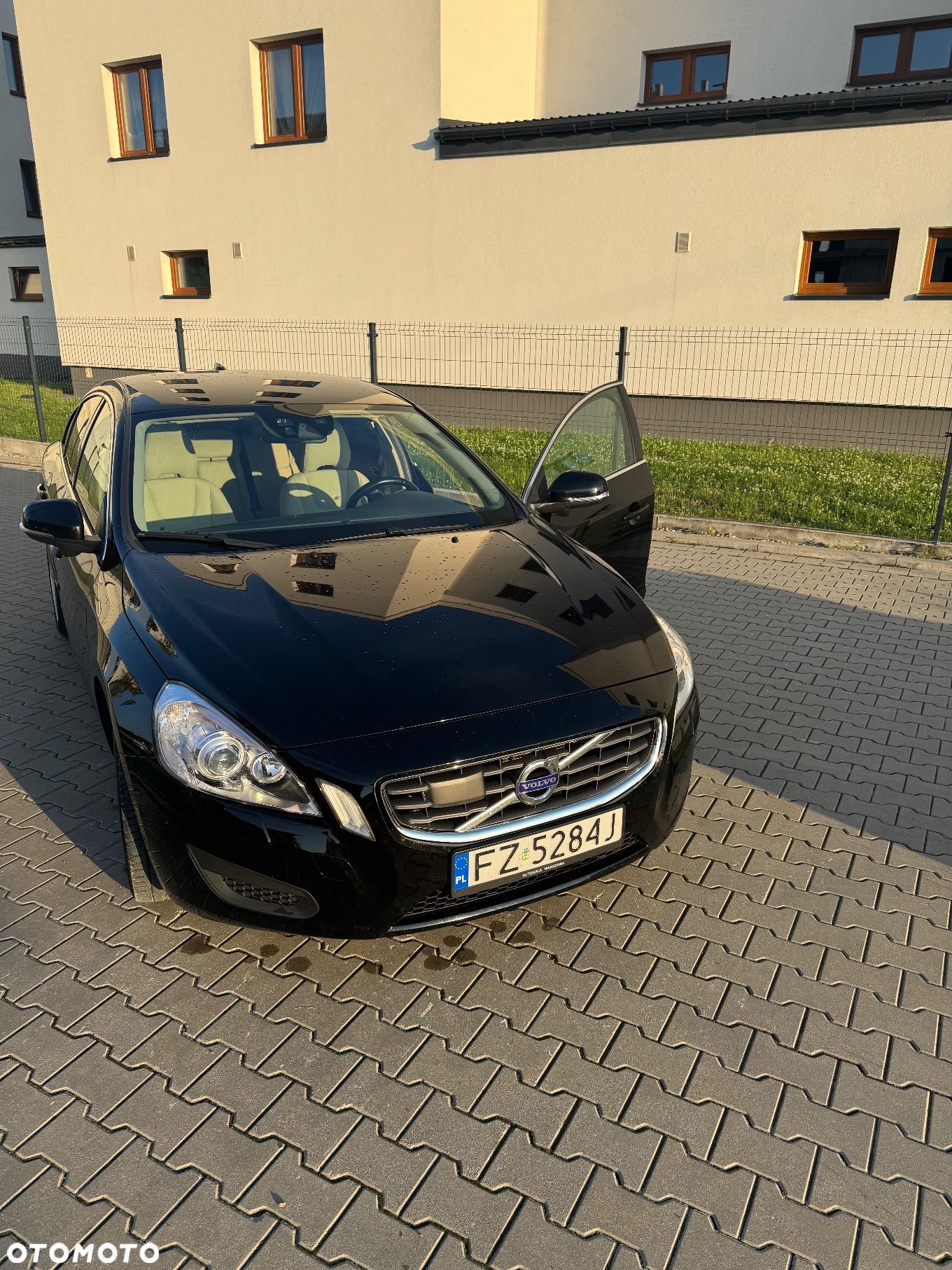 Volvo S60 D5 AWD - 1