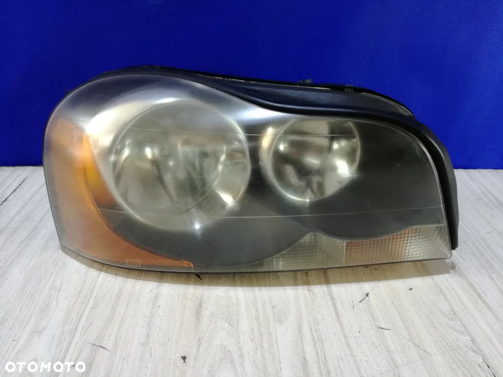 Volvo XC90 XC 90 I 02/06 lampa reflektor przód prawa Anglik - 1