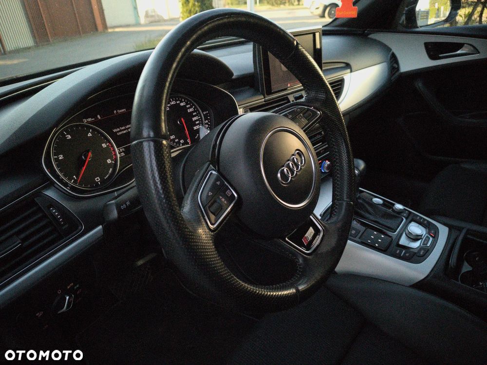 Audi A6 Avant 2.0 TDI ultra S tronic - 14