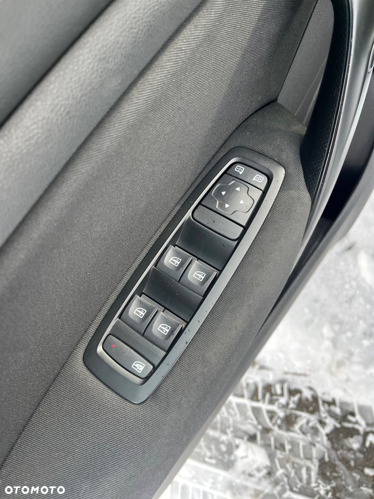 Renault Megane 1.3 TCe FAP Business - 19