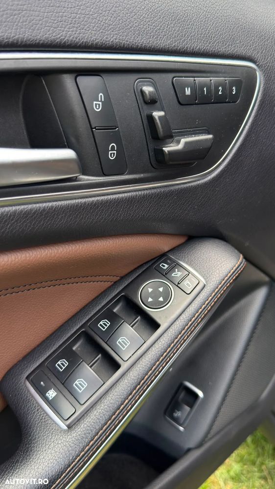 Mercedes-Benz GLA 220 CDI 4MATIC 7G-DCT - 13