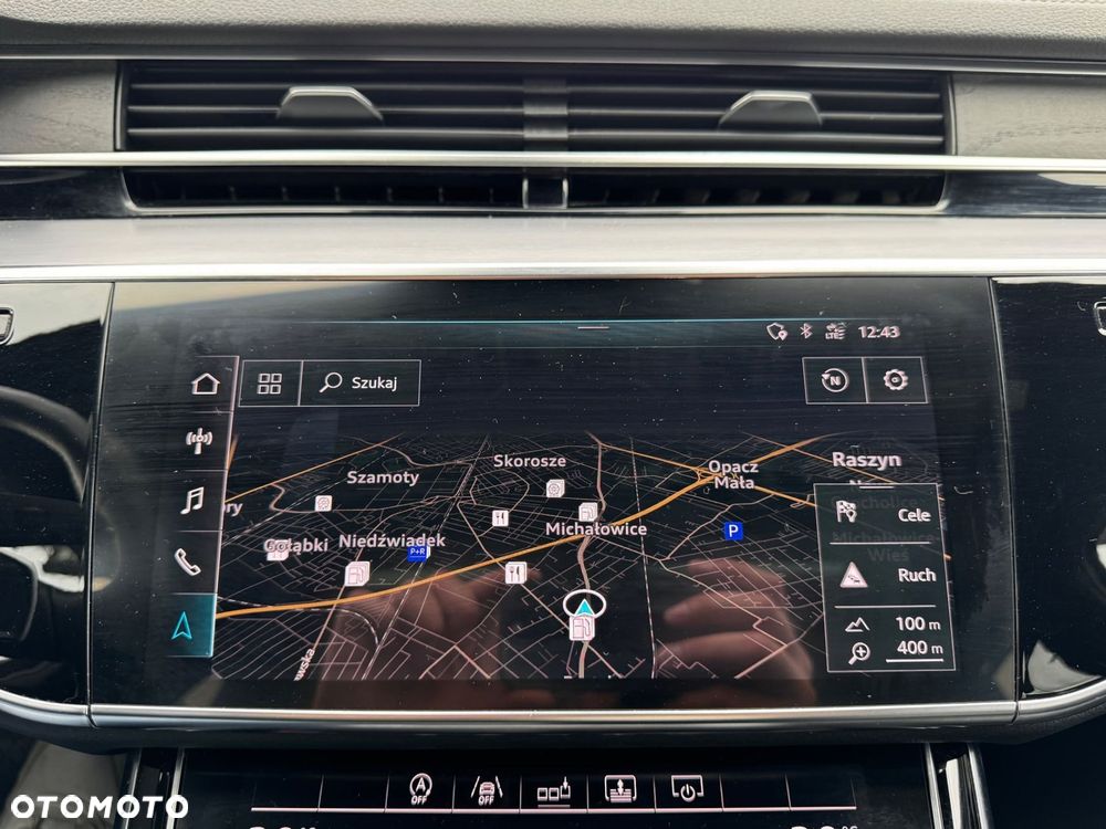 Audi A8 - 16