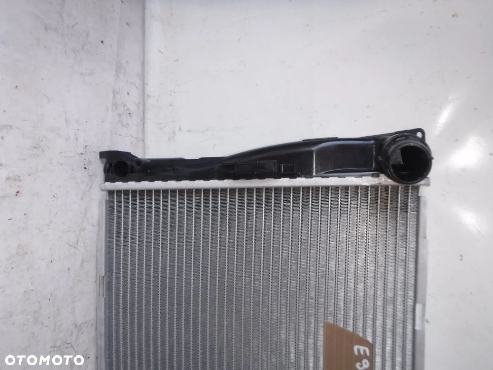 nowa chłodnica wody 2,0 3,0 BMW 3 (E90), 3 (E91), 3 (E92), 3 (E93), X1 (E84), Z4 (E89) - 7
