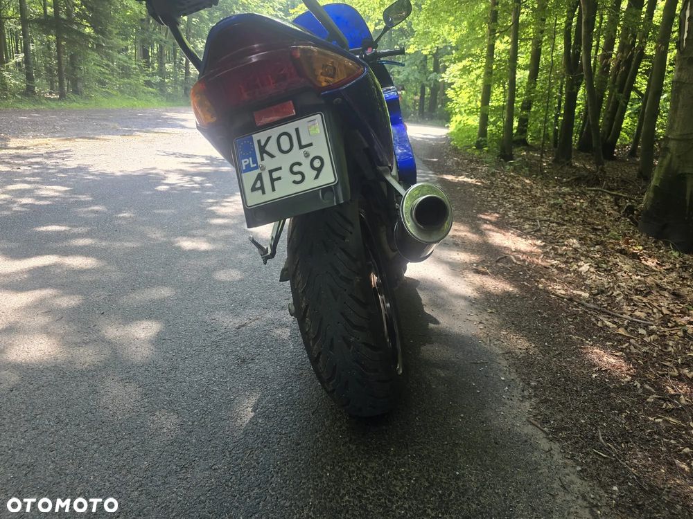Honda VFR - 18
